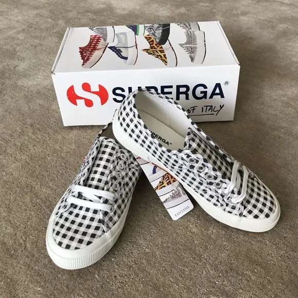 SUPERGA Black/White Plaid Canvas Lace Up Sneakers