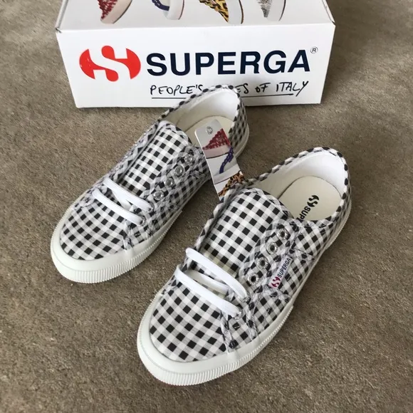 SUPERGA Black/White Plaid Canvas Lace Up Sneakers