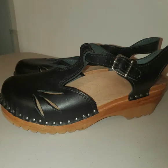 Sz 7 (38) Troentorp Nelly wood leather clogs navy.