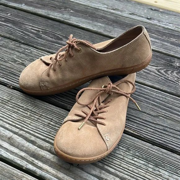 Tan Suede Sneakers with Rubber Sole size 40 (7-7 1/2) regular width