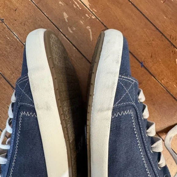 Taos Star Sneakers Blue canvas Sz 9.5W