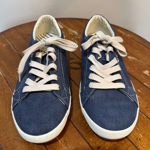 Taos Star Sneakers Blue canvas Sz 9.5W