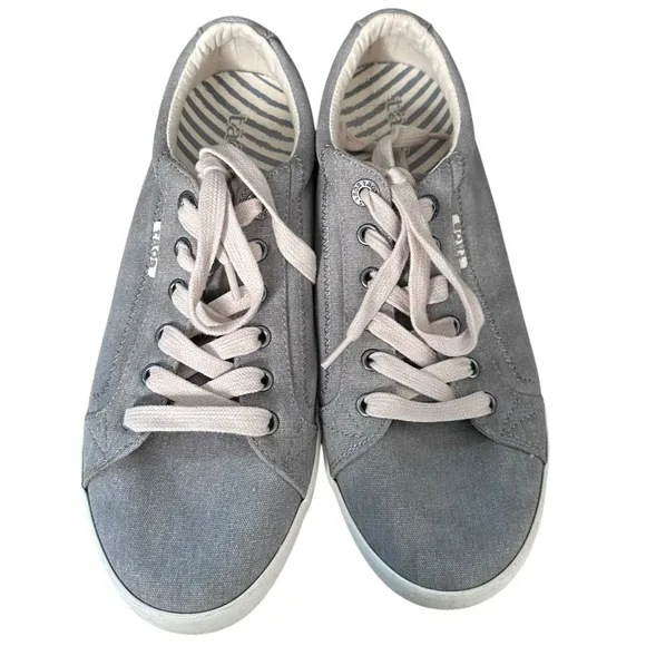 Taos | Woman’s Star Canvas Sneakers in Grey Wash Canvas Size 10