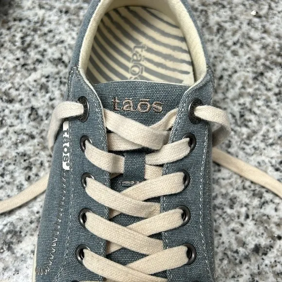 Taos Women’s Star Lake Blue Wash Canvas Sneakers