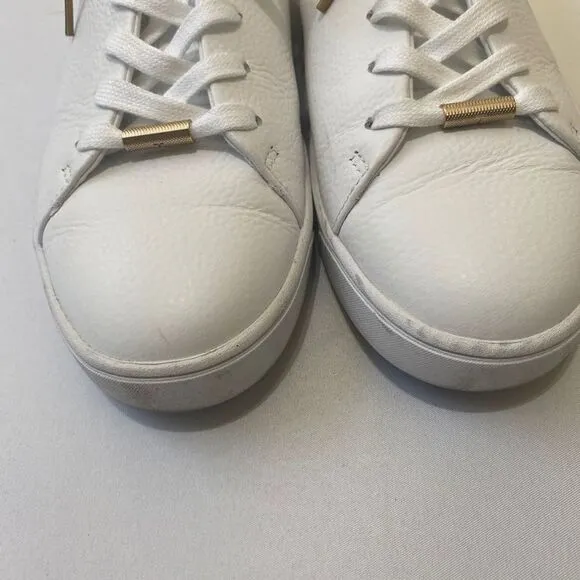 Ted Baker London Adial Floral Embroidered Size 7 Sneakers