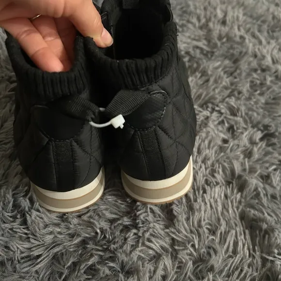 Teva Black Sneakers size 10