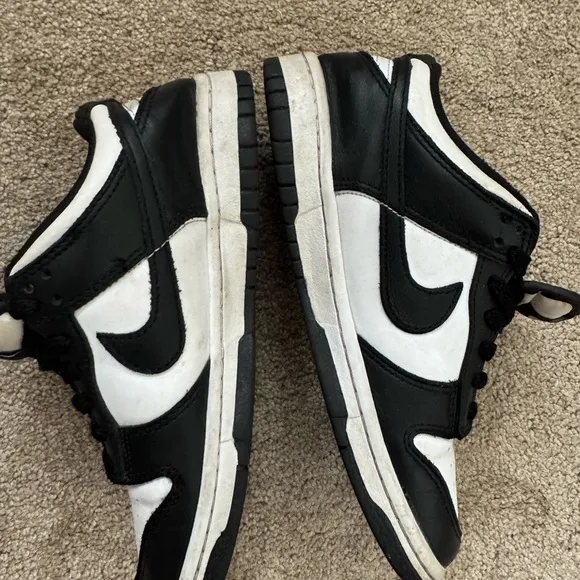 The Nike Dunk Low is an easy score for your closet. This mid-‘80s hoops icon