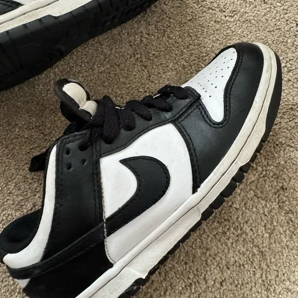 The Nike Dunk Low is an easy score for your closet. This mid-‘80s hoops icon