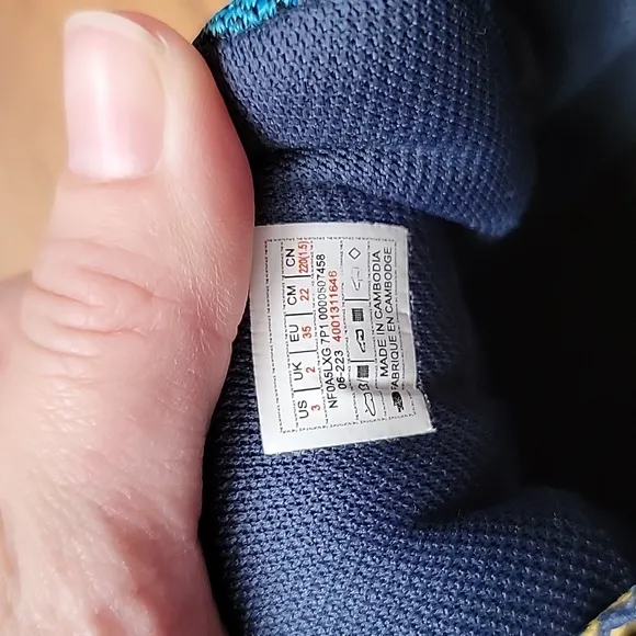 The North Face Kids Fastpack Hiker Waterproof Blue Shoes Size 3