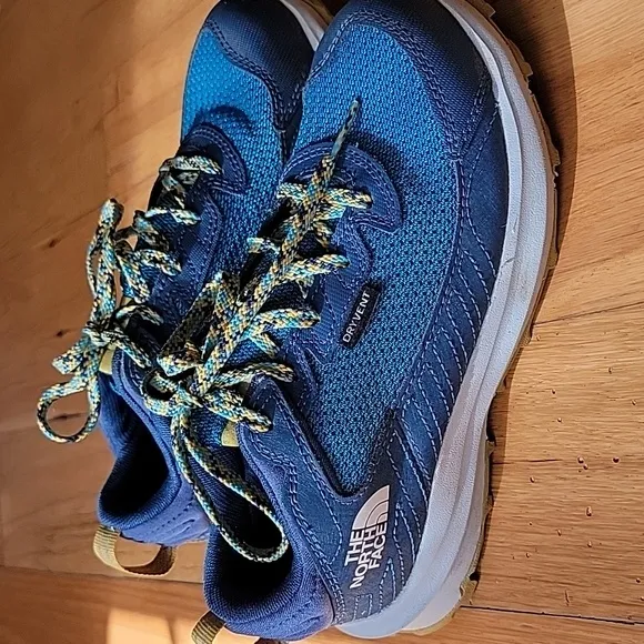 The North Face Kids Fastpack Hiker Waterproof Blue Shoes Size 3