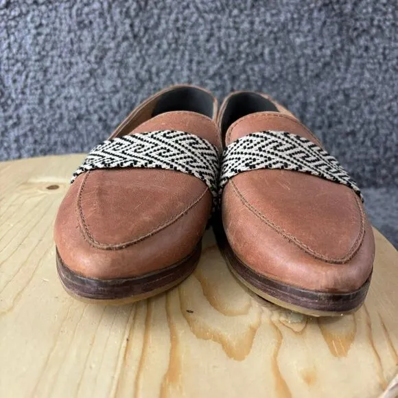 The Root Collective Loafer Womens 5 Brown Leather Flats Handmade in Guatemala