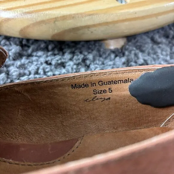 The Root Collective Loafer Womens 5 Brown Leather Flats Handmade in Guatemala