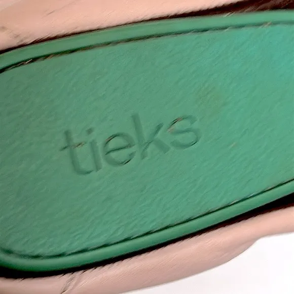 tieks by Gavrieli  baking Pink Ballet Flats size 8