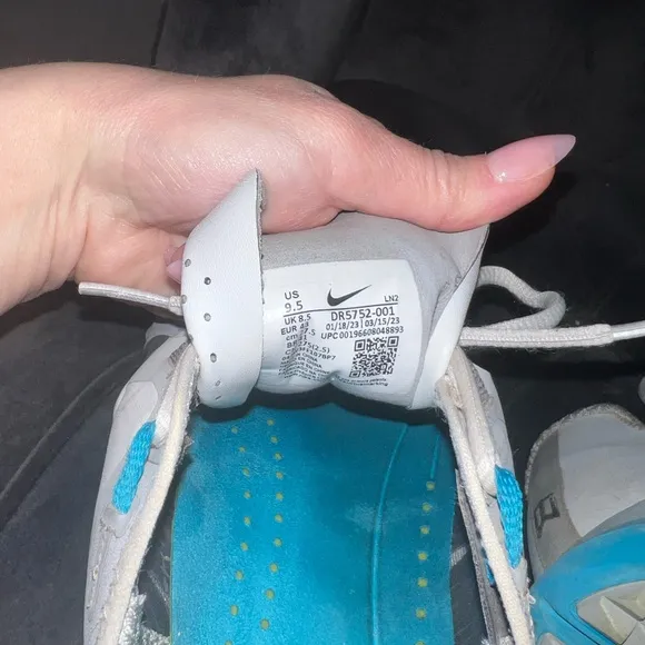 Tiger Woods Nike White and Blue Golf Shoes