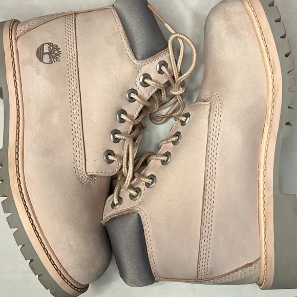 Timberland Boots Girls Size 13 Light Pink Nubuck Waterproof Leather Lace up