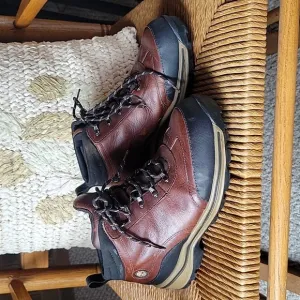 Timberland hiking boots, size 6 boys
