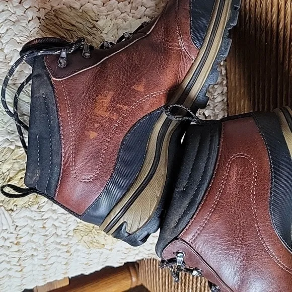 Timberland hiking boots, size 6 boys