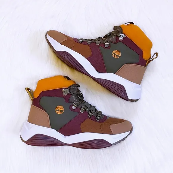 Timberland Women’s Emerald Bay Rust Hiking Sneaker Boots