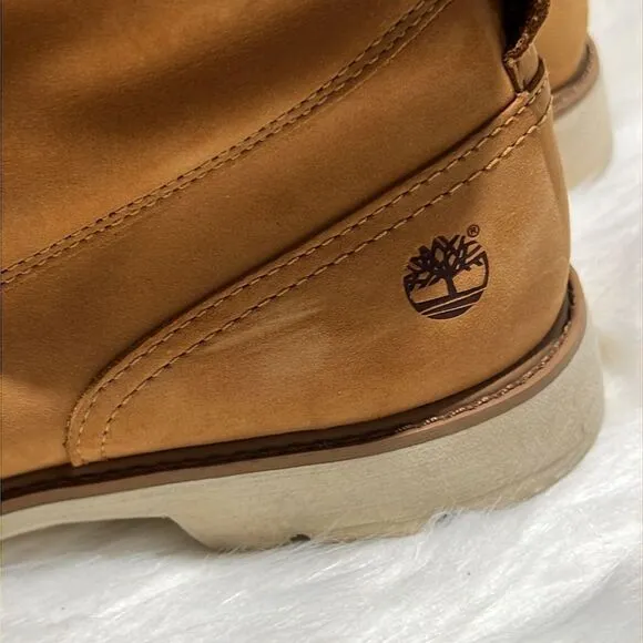 TIMBERLAND BRAMHALL WATERPROOF BOOT SIZE 9.  B84
