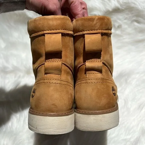 TIMBERLAND BRAMHALL WATERPROOF BOOT SIZE 9.  B84
