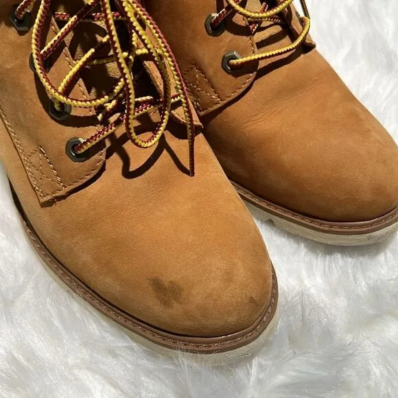 TIMBERLAND BRAMHALL WATERPROOF BOOT SIZE 9.  B84
