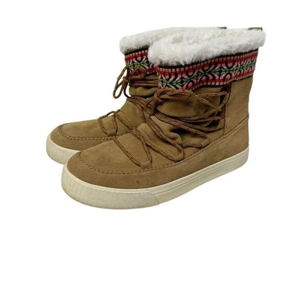 Toms alpine lace up short boots in tan suede size 8