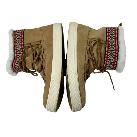 Toms alpine lace up short boots in tan suede size 8