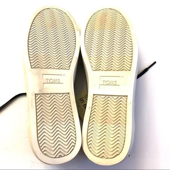~Toms Lenox Sneakers NWT 7.5