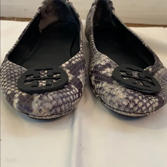 Tory Burch ballet flats. Sz 9. Snakeskin pattern