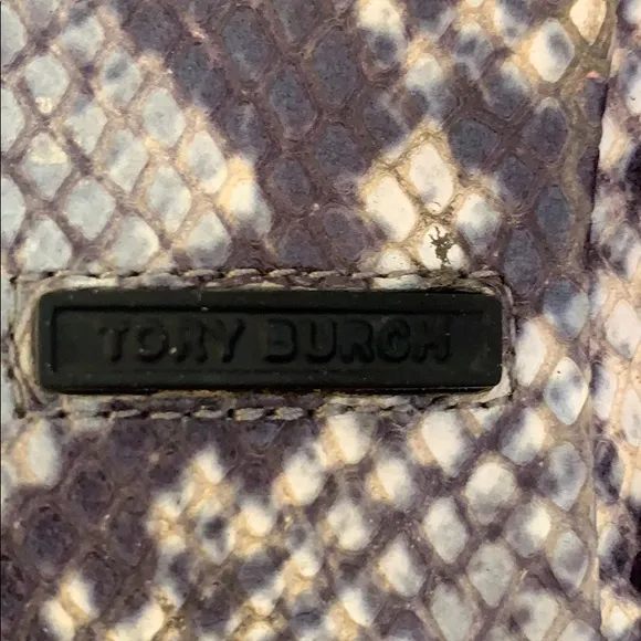 Tory Burch ballet flats. Sz 9. Snakeskin pattern