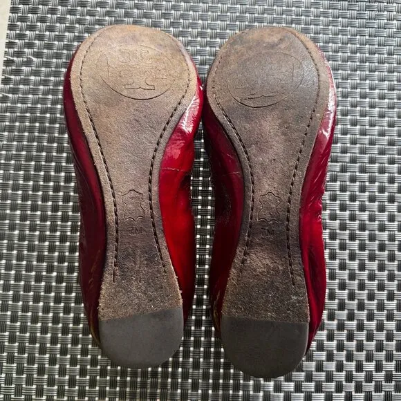 Tory Burch Caroline Ballet Flats in Red Patent Leather RARE Size 7 Shoes Womens