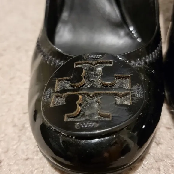 Tory Burch Sophie Black Patent Leather Wedge Heels Size 8