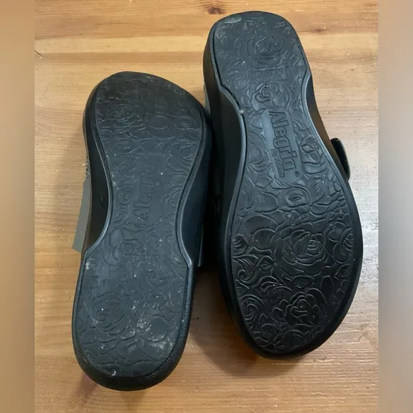Traq Alegria: by PG Lite dark grey adjustable velco walking/nursing shoes.