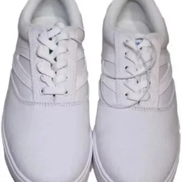 Tretorn Sneakers Chelsea  Canvas Memory Foam Size 7.5