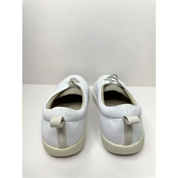 Trotters Avrille Sneaker Womens Size 7W Wide White Leather Slip On Shoes