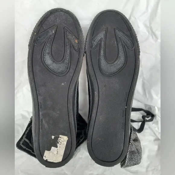 True Religion Buda Men's Size 11 Fold Over High Top Sneakers Black