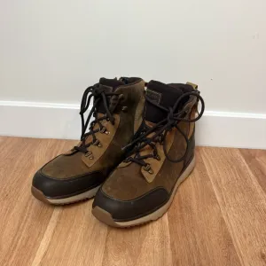 UGG Caulder Mens Waterproof Leather Boots Shoes Fall Winter Outdoors Size 11 1/2