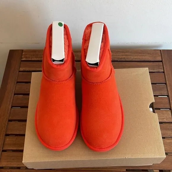 UGG Classic Mini II Boots Hazard Orange USA Women Size 6/UK 4/EU 37