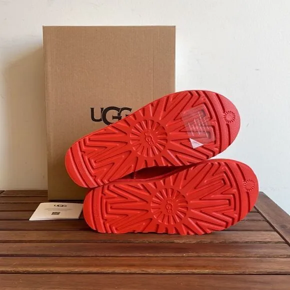 UGG Classic Mini II Boots Hazard Orange USA Women Size 6/UK 4/EU 37