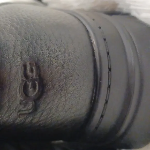 UGG Men's Ankle Lace Up Boots Vibram Soles &amp; Waterproof Black Leather