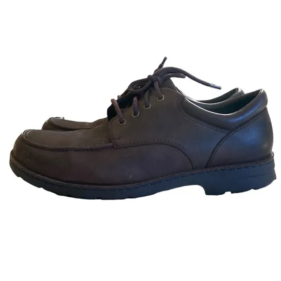 UGG Men’s Burns Stout Brown Shearling Leather Waterproof Tie Shoes, Size 13 EEE