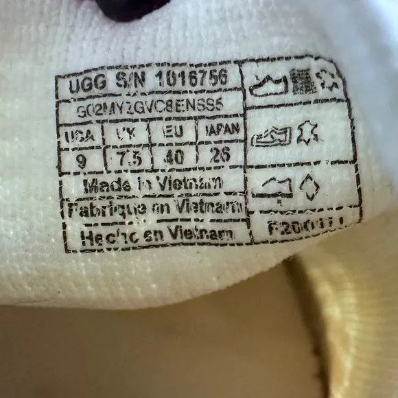 UGG Sammy Knit Women's White Slip On Casual Sneakers [MR9003]