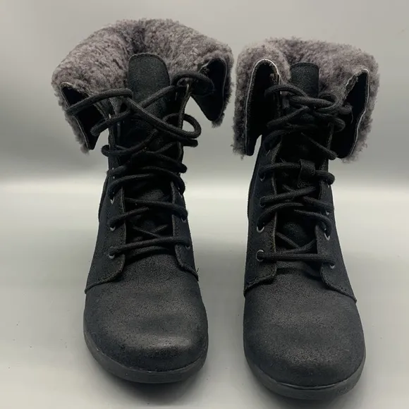 Ugg Zea Shearling Wedge Lace Up Waterproof Boots Size 7