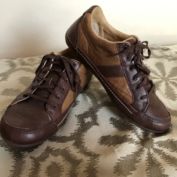 🆕UGG’S MEN’S LEATHER FUR LINED SNEAKERS 👟 Sz 12