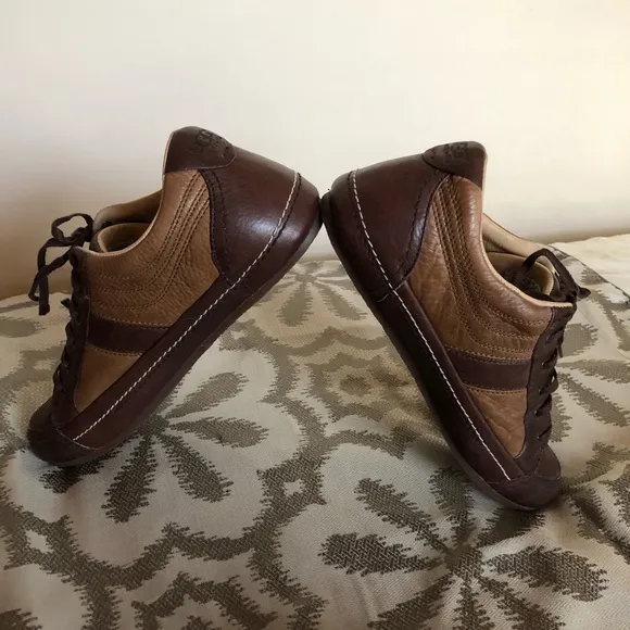 🆕UGG’S MEN’S LEATHER FUR LINED SNEAKERS 👟 Sz 12