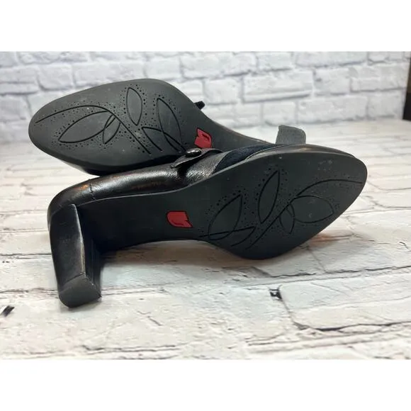 Umberto Raffini black suede and leather Comfort Heels Arch support Size 39 8 8.5