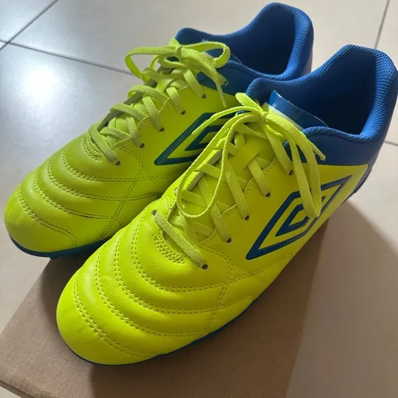 Umbro Yellow and Blue Athletic Shoes
