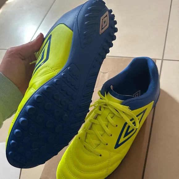 Umbro Yellow and Blue Athletic Shoes