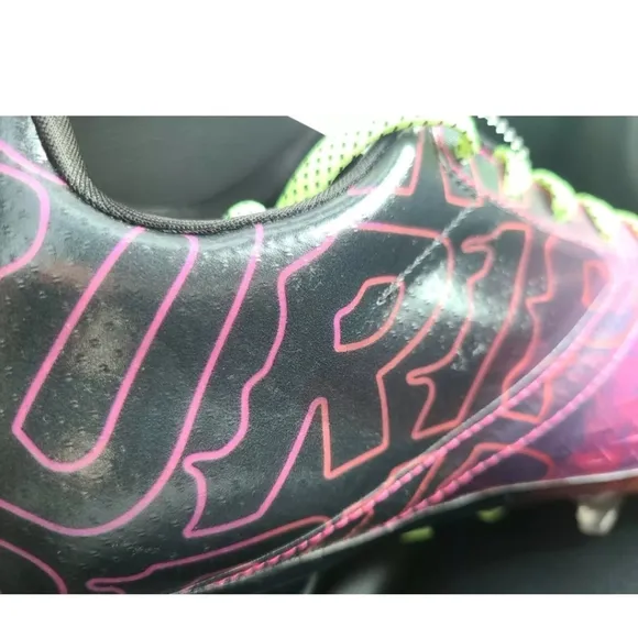 Under Armour Blur LE Drip MC Football Cleats Men’s Size 8.5 3023379-001 New