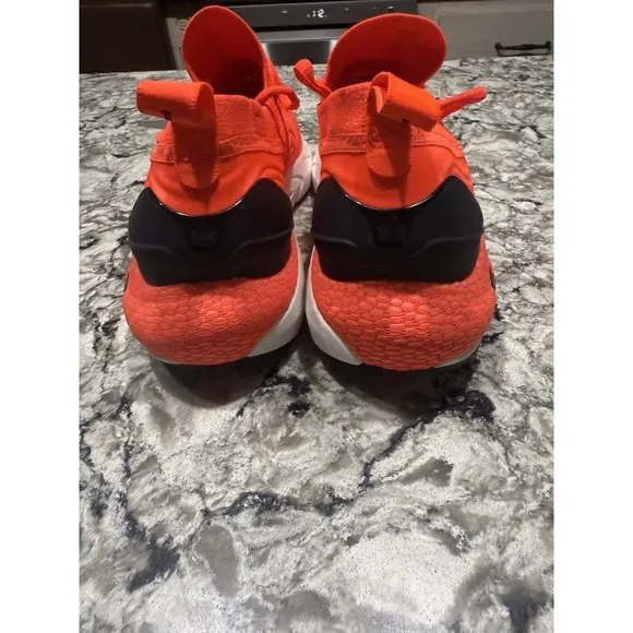 Under Armour HOVR Phantom 2 INKNT Orange Size 9 Excellent